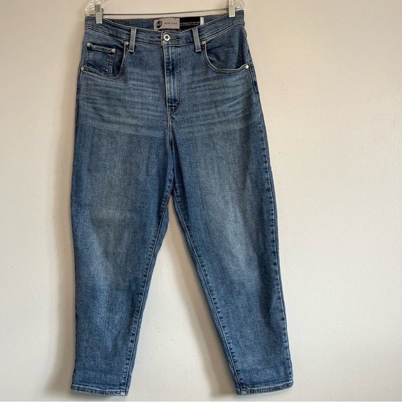 Levi's Silver Tab Mom Jeans Baggy High Rise Ankle Sz 32x27 Wasit 32 Light Wash - Picture 1 of 13